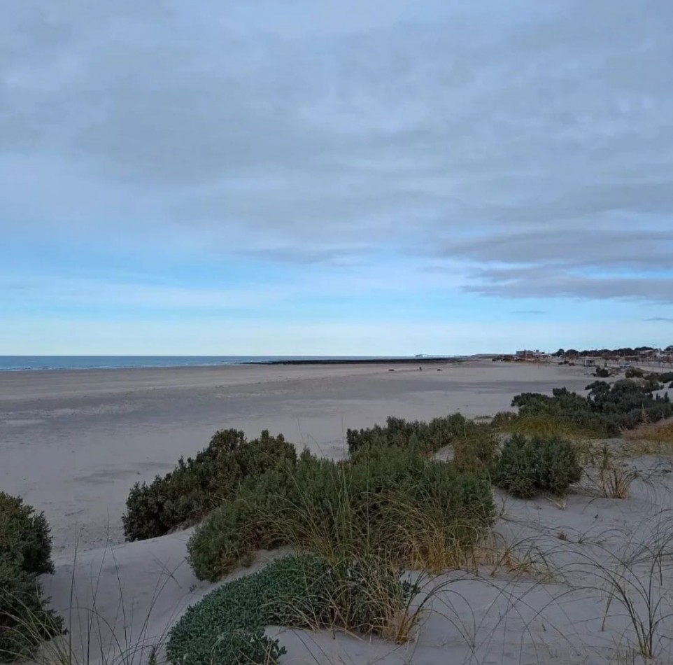 VENTA DE TERRENO EN PLAYAS DORADAS RIO NEGRO 