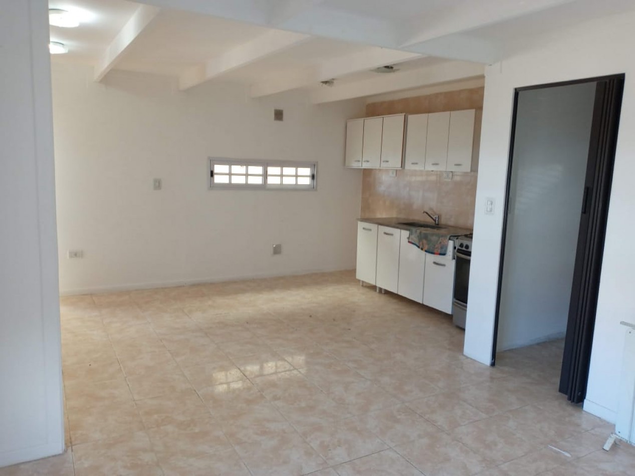 VENTA DE CASA APTA CREDITO EN COMANDANTE LUIS PIEDRABUENA SANTA CRUZ