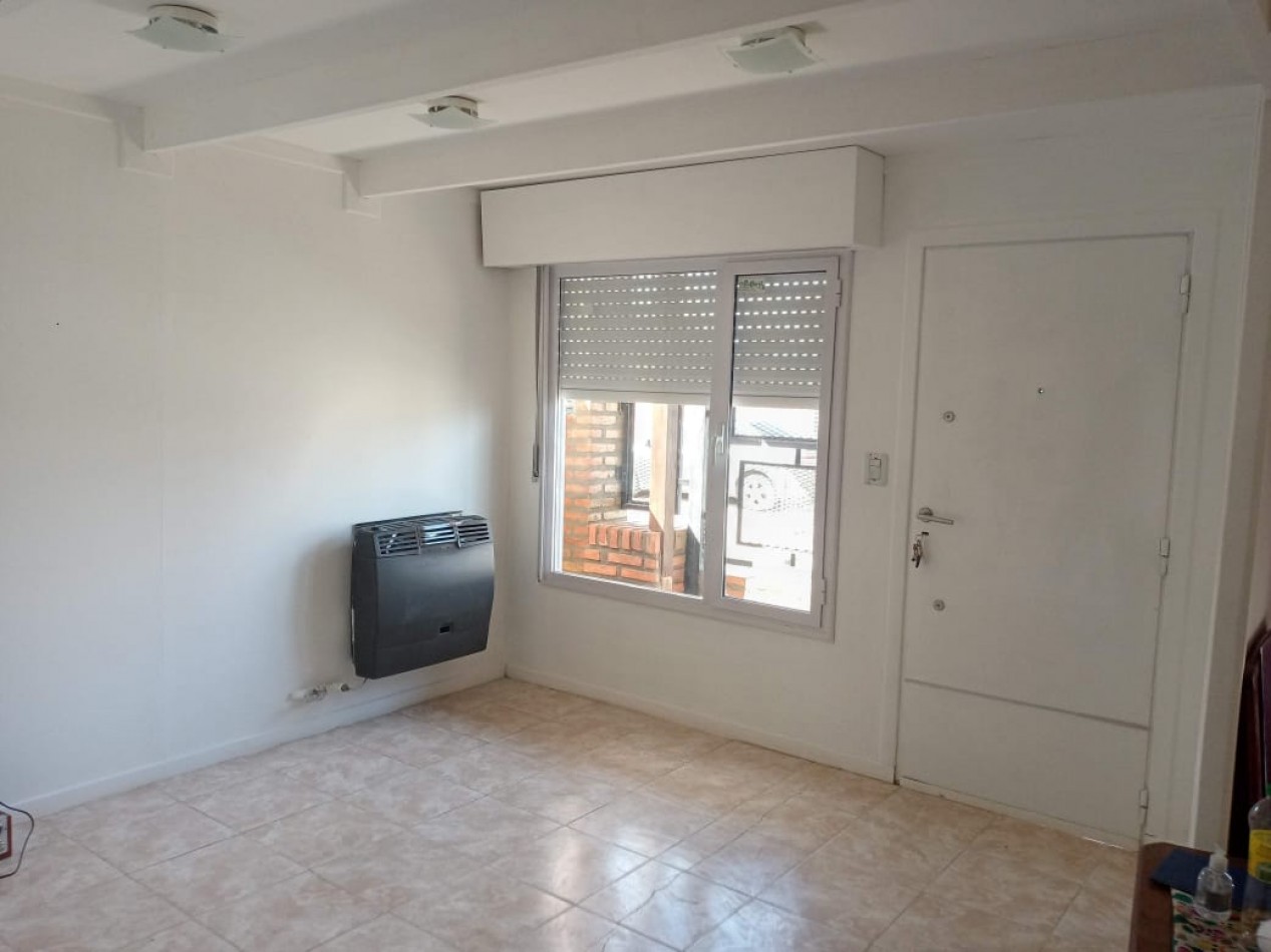 VENTA DE CASA APTA CREDITO EN COMANDANTE LUIS PIEDRABUENA SANTA CRUZ