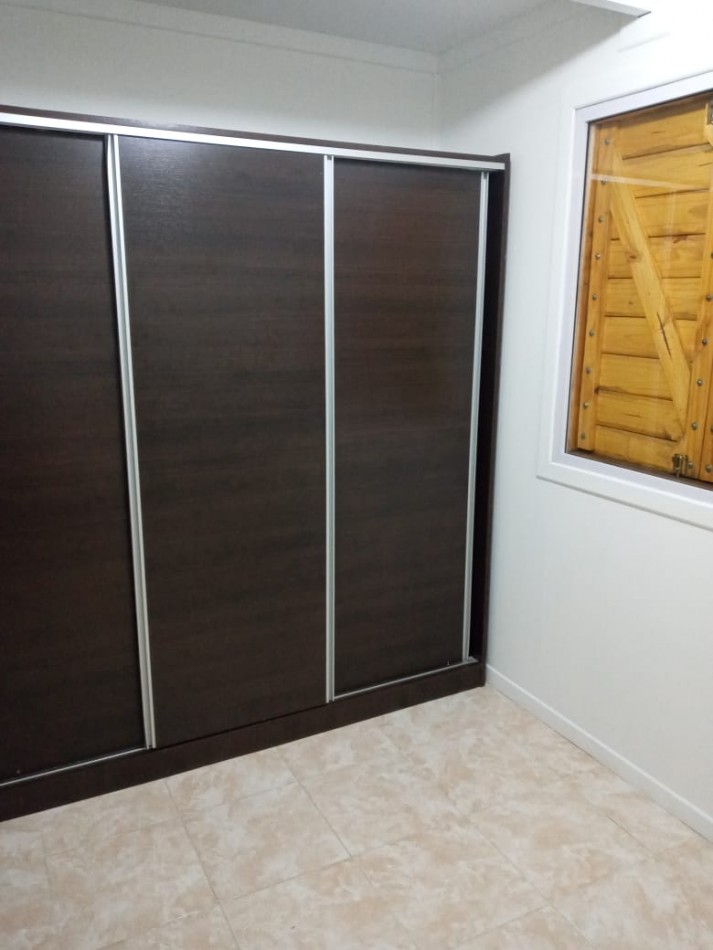 VENTA DE CASA APTA CREDITO EN COMANDANTE LUIS PIEDRABUENA SANTA CRUZ