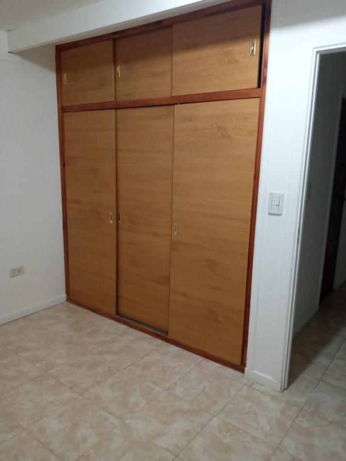 VENTA DE CASA APTA CREDITO EN COMANDANTE LUIS PIEDRABUENA SANTA CRUZ