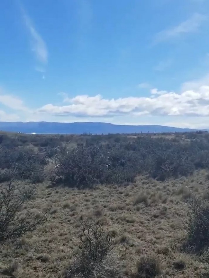 VENTA DE LOTE EN JARDINES DEL CALAFATE EN CALAFATE 