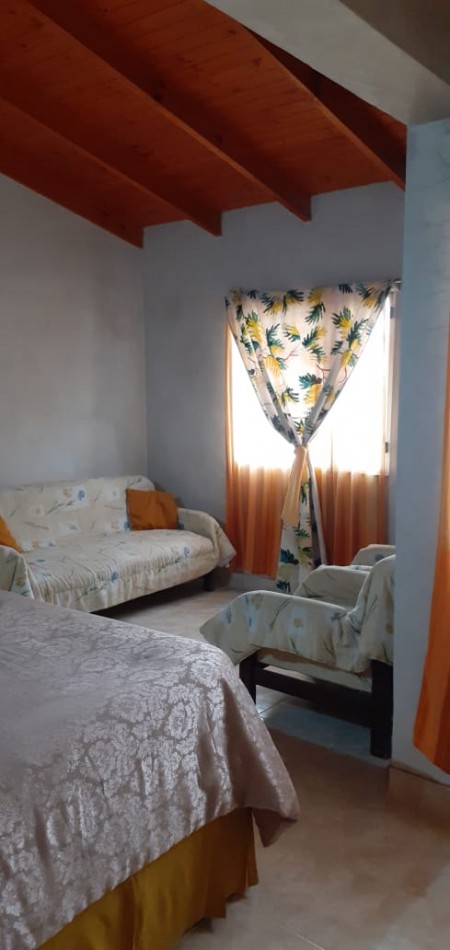 VENTA DE ALOJAMIENTO TURISTICO CON CASA Y GARAJE EN PLAYAS DORADAS RIO NEGRO