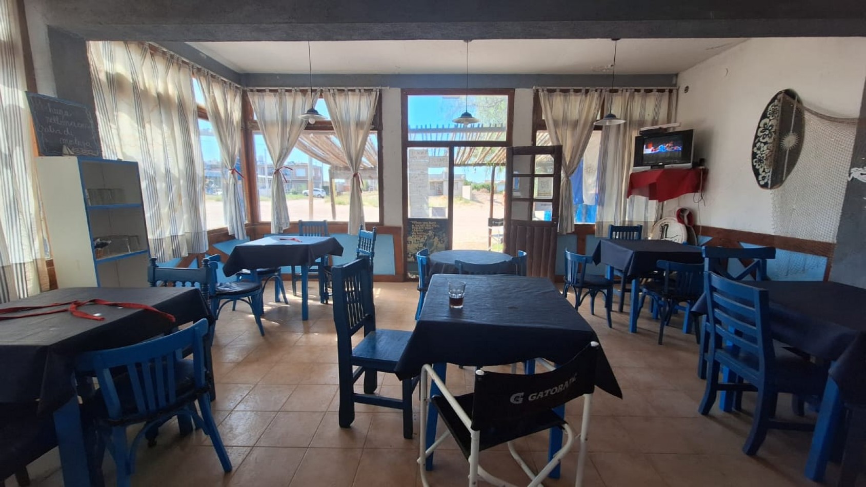 VENTA DE LOCAL COMERCIAL Y DEPARTAMENTO EN PLAYAS DORADAS RIO NEGRO