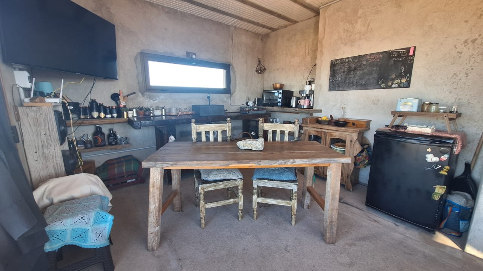 CASA EN ALQUILER Y A LA VENTA EN COSTA DORADA A CERACANIA DEL PUERTO PUENTA COLORADA