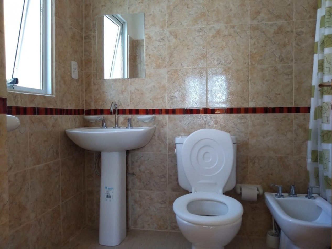 VENTA CASA CON PILETA EN PLAYAS DORADAS RIO NEGRO