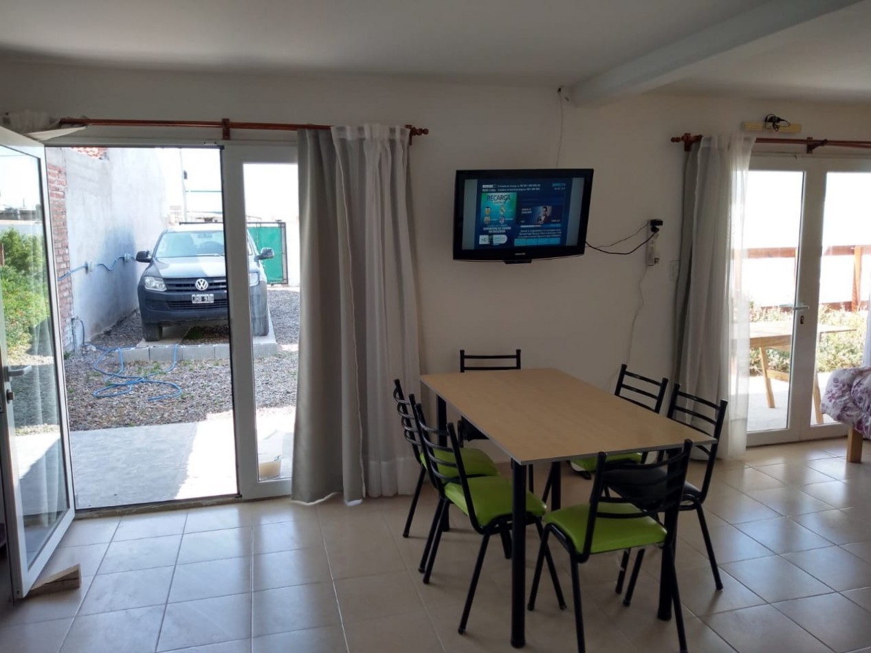 VENTA CASA CON PILETA EN PLAYAS DORADAS RIO NEGRO