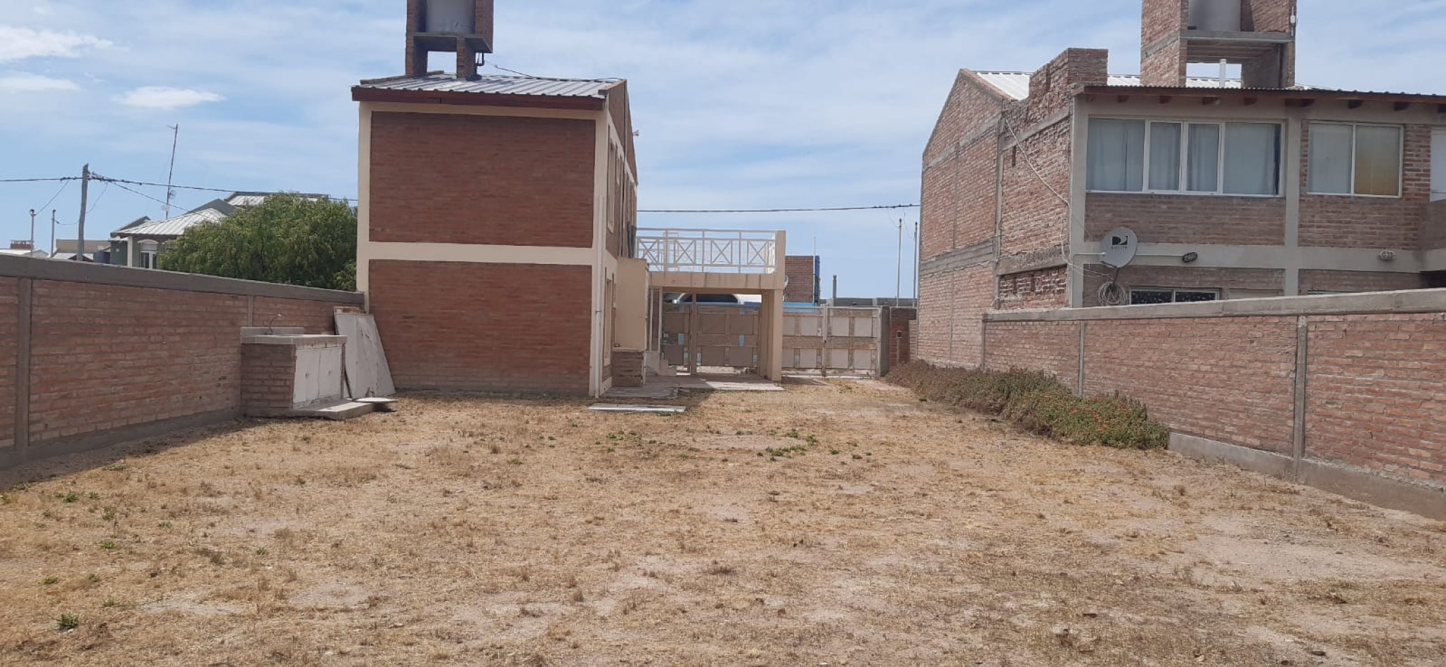 VENTA DE DEPARTAMENTOS CON VISTA AL MAR EN PLAYAS DORADAS RIO NEGRO 