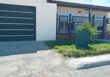 VENTA DE CASA APTA CREDITO EN COMANDANTE LUIS PIEDRABUENA SANTA CRUZ